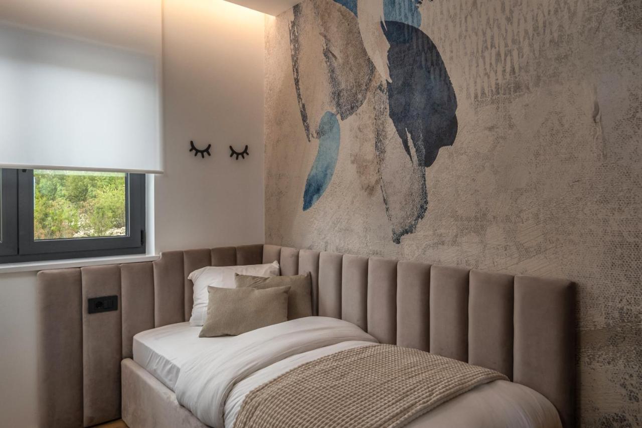 Villa Ameli Apartment With Swimming Pool غييكا المظهر الخارجي الصورة